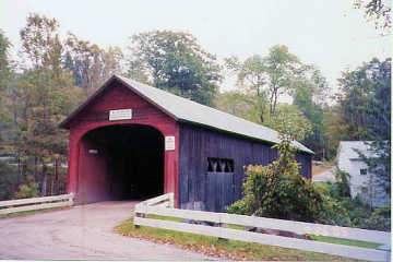 Green River Bridge. Photo by Liz Keating, September 26, 2005